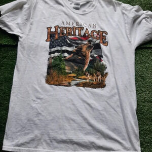 Mens Gildan Shirt Size Large American Heritage Wolf Trendy Animal Casual